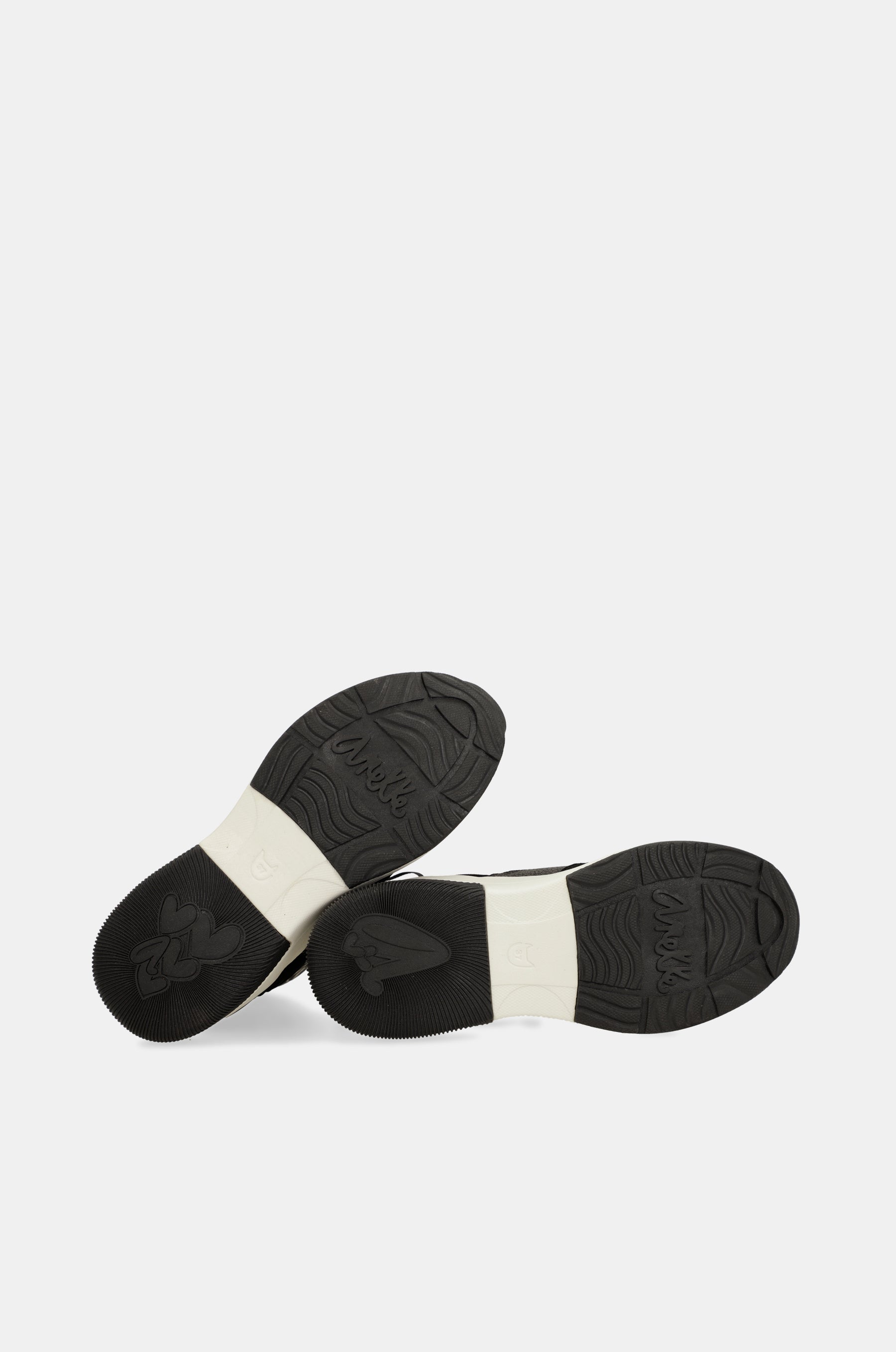 Botín deportivo negro Dressy