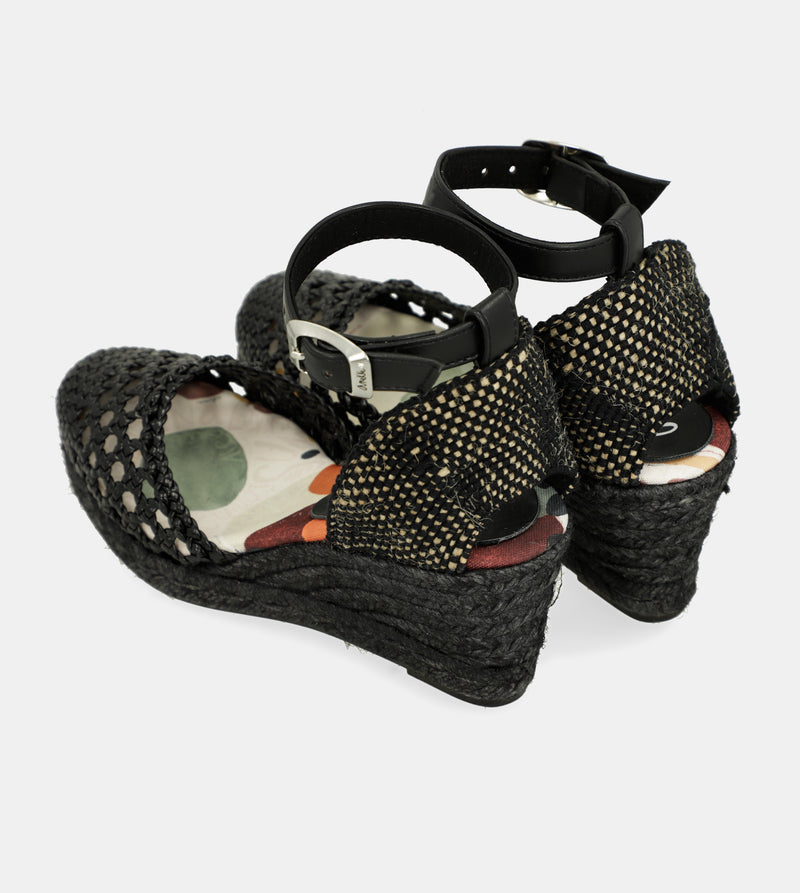 Sandalias de cuña negras Alma