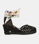 Sandalias de cuña negras Alma