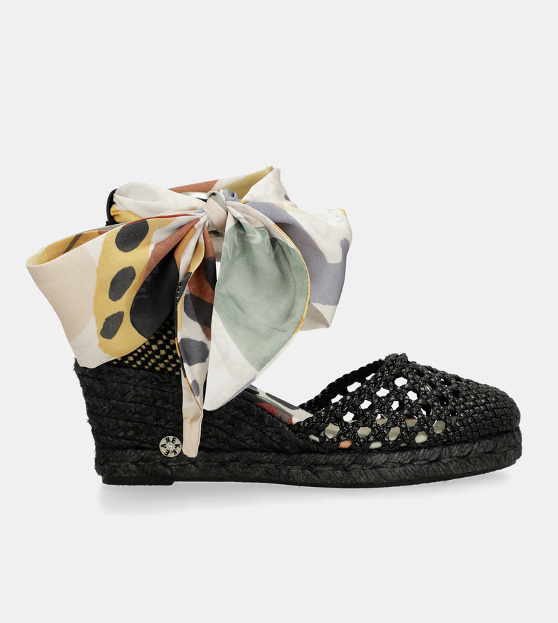 Sandalias de cuña negras Alma