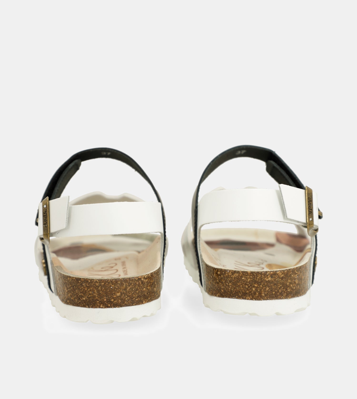 Sandalias plata y negras