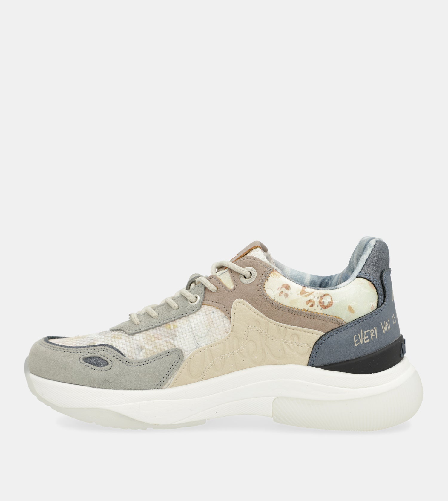 Deportivos beige Memories