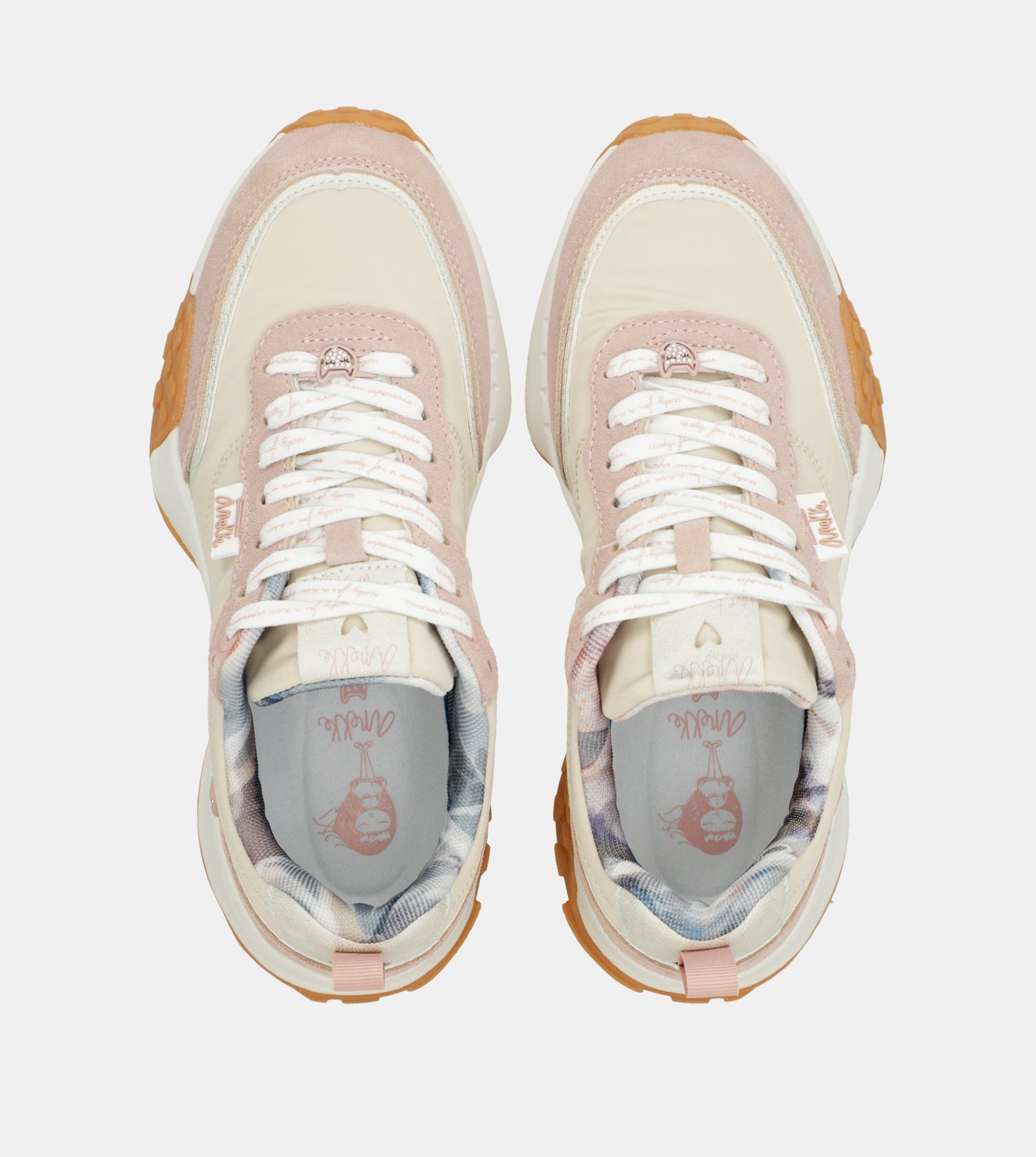 Deportivos retro rosa