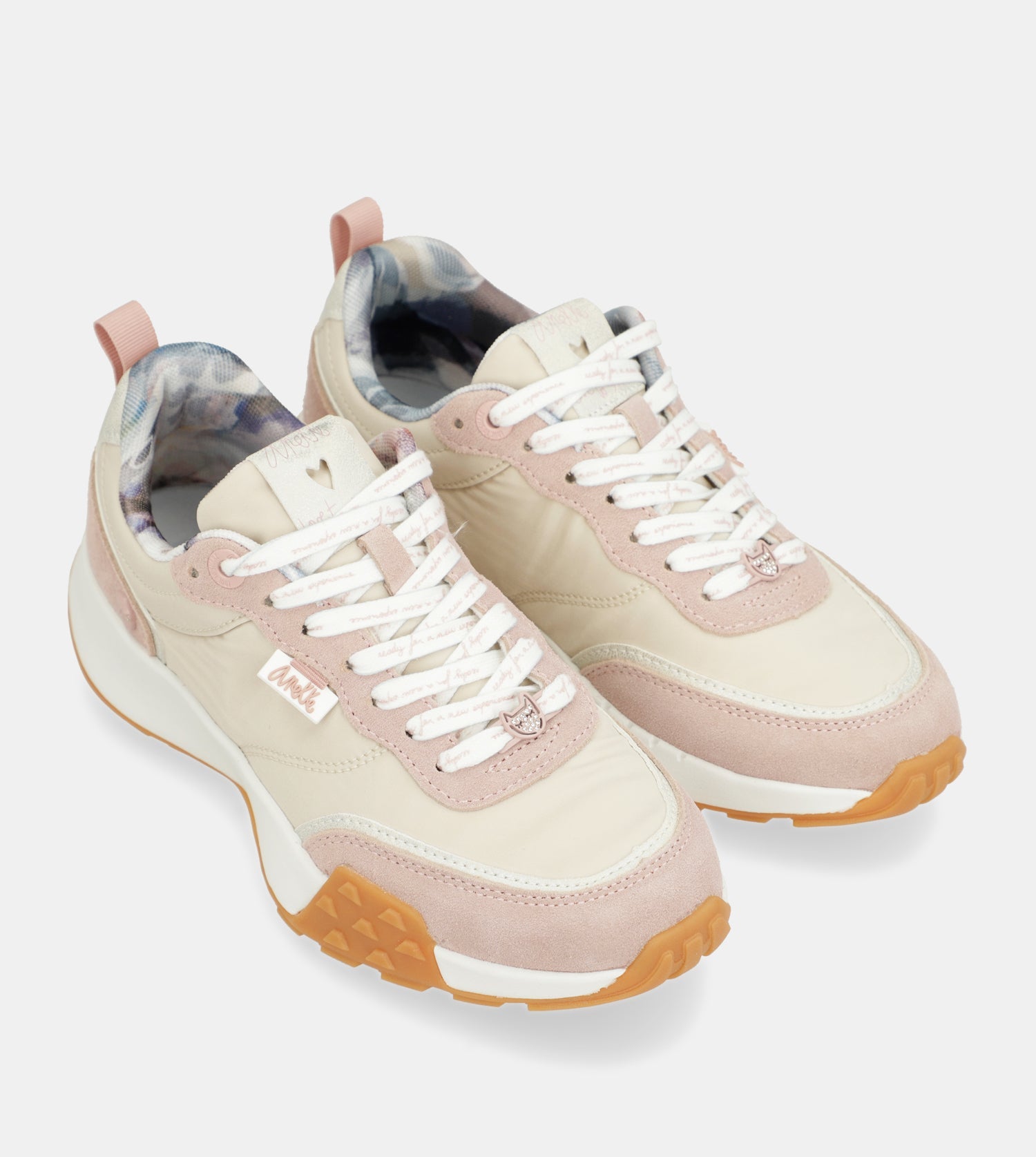 Deportivos retro rosa