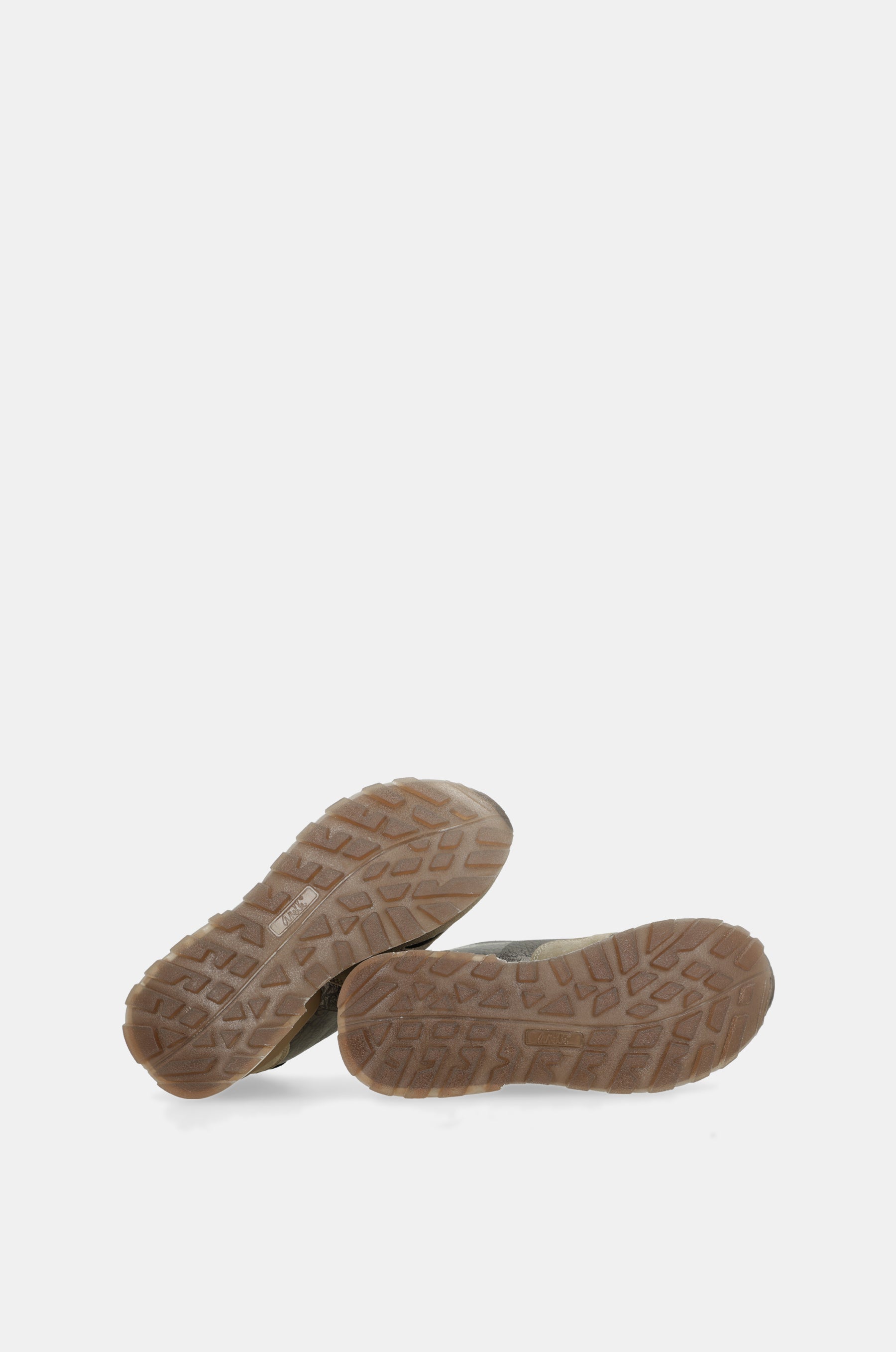 Deportivos beige metálicos