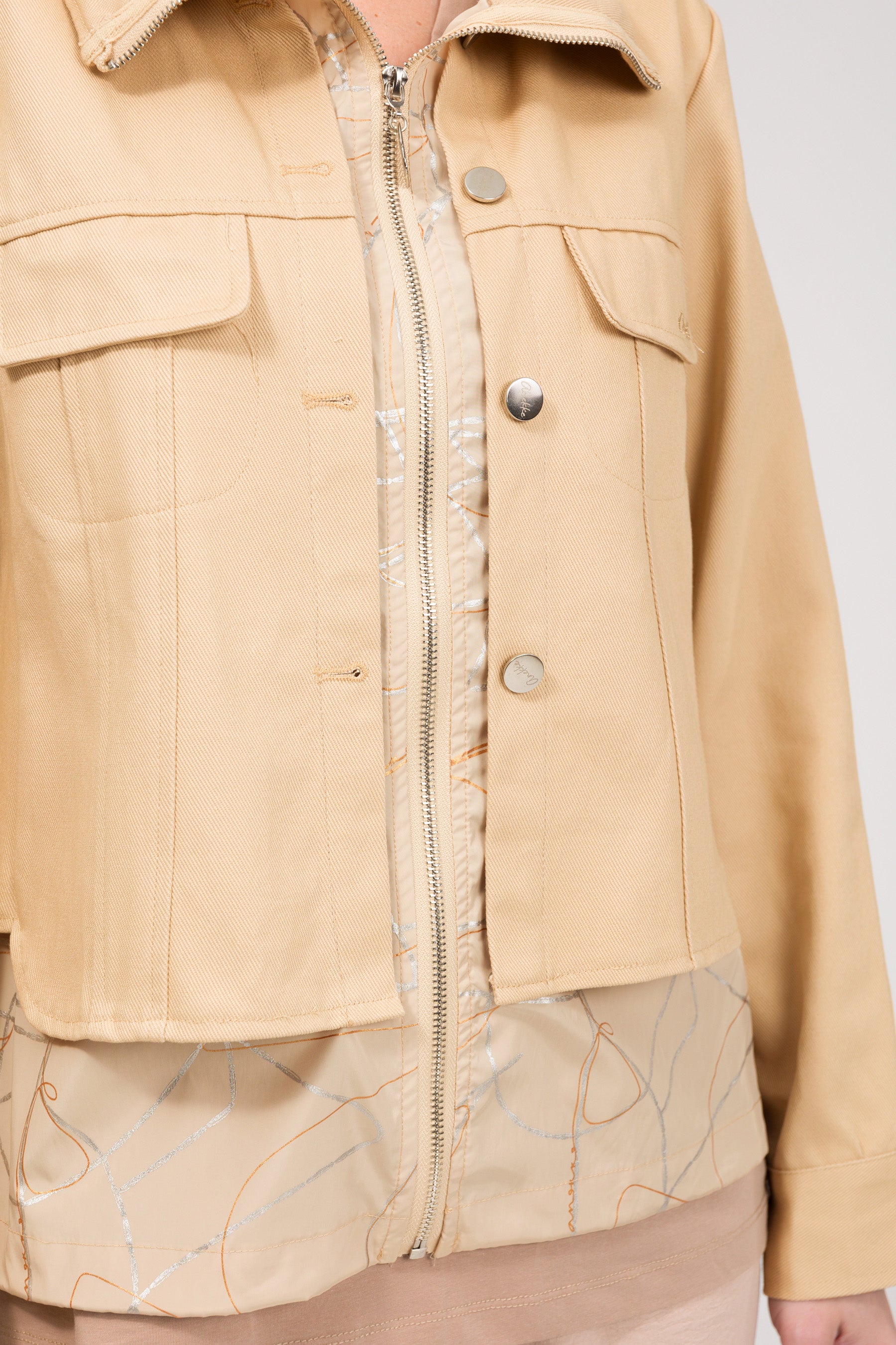 Chaqueta beige
