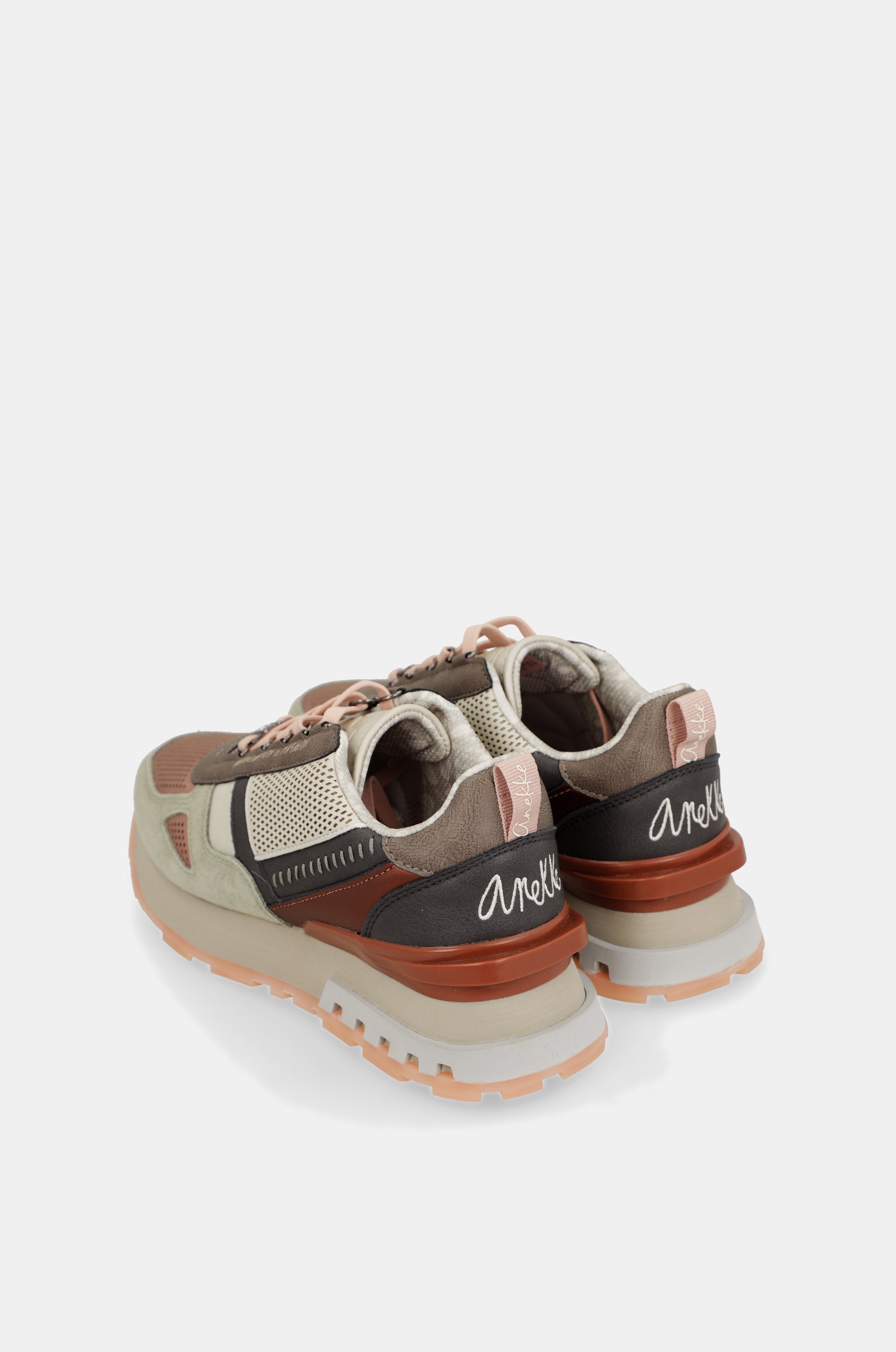 Deportivos multicolor