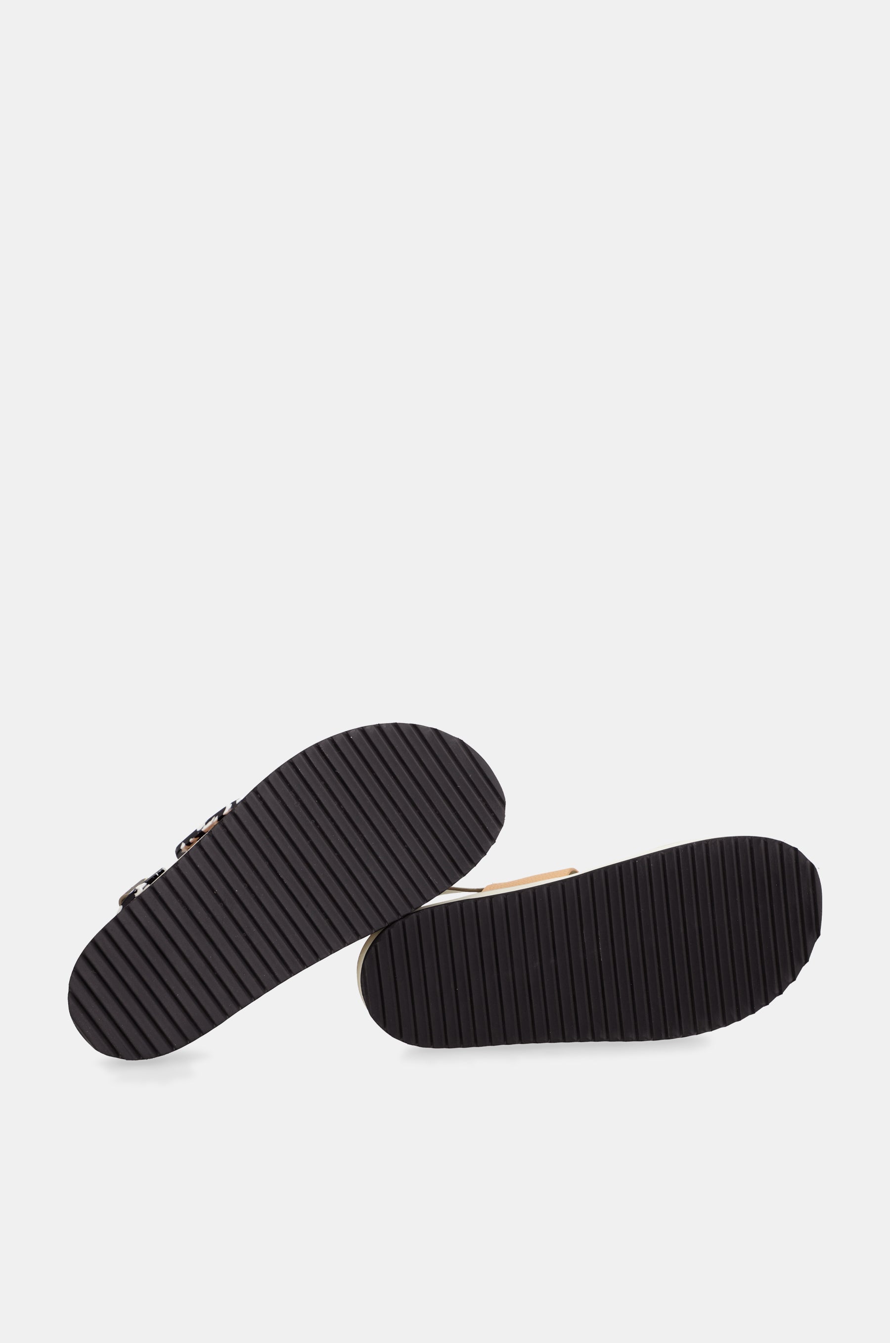 Sandalias plataforma naranjas y negras