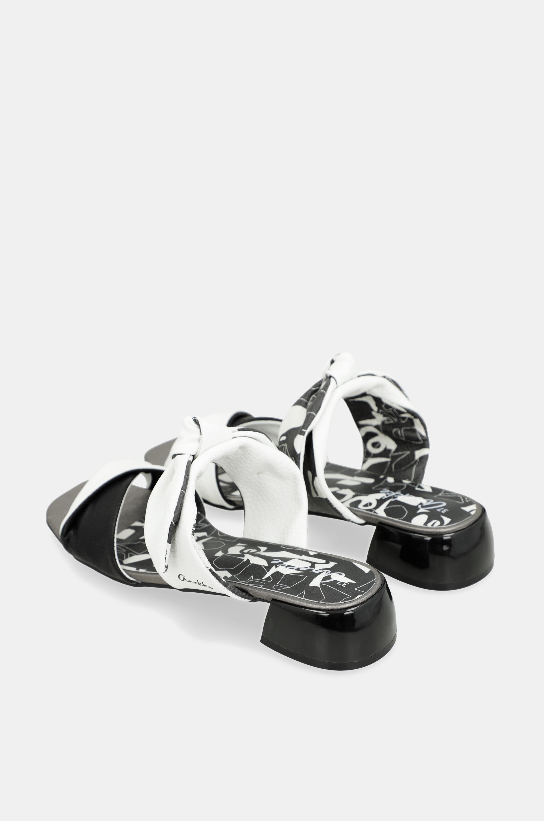 Sandalias con tacón y nudo Bloom