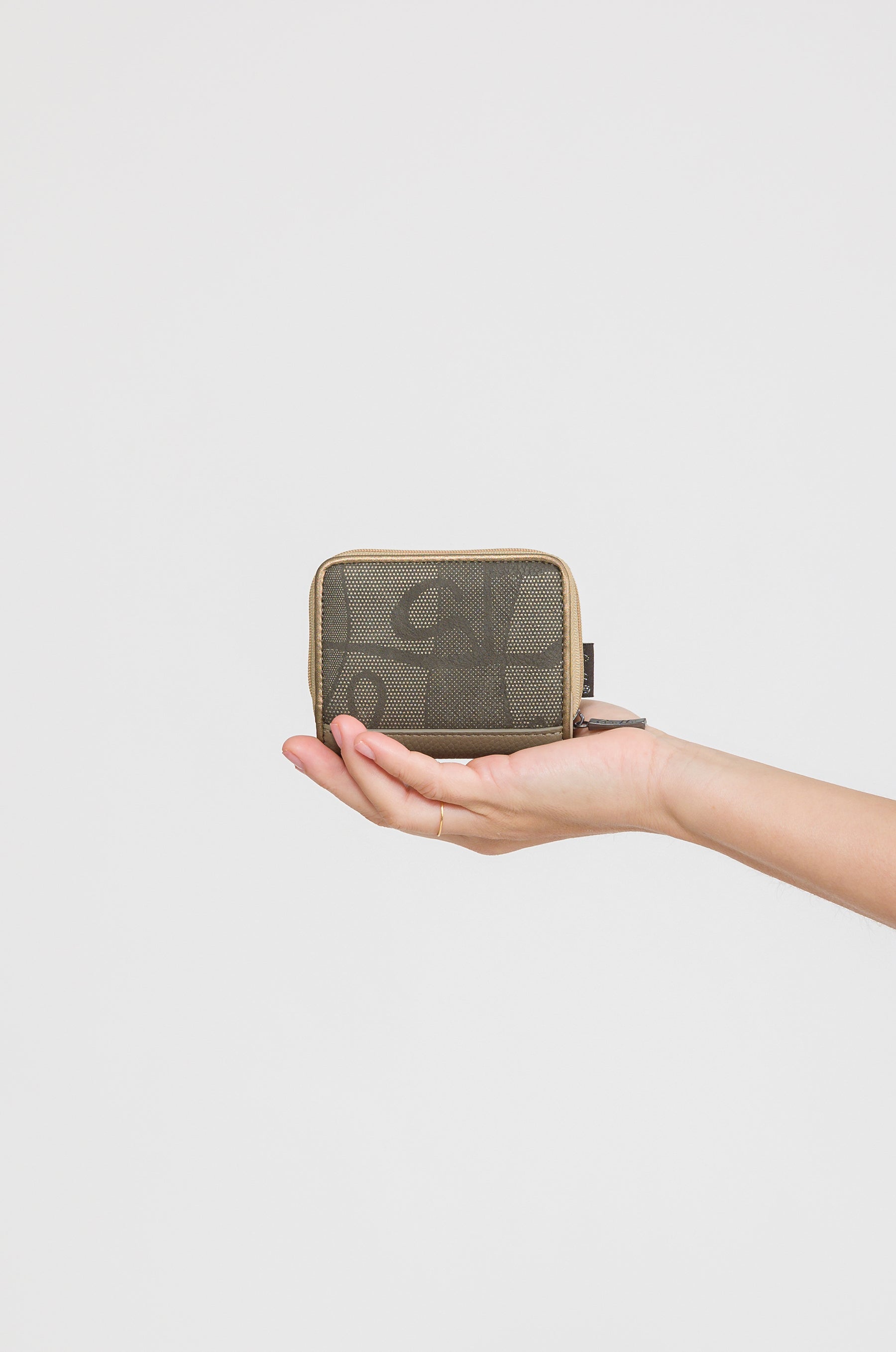 Billetero duro RFID Branch