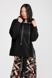 Sudadera con capucha negra