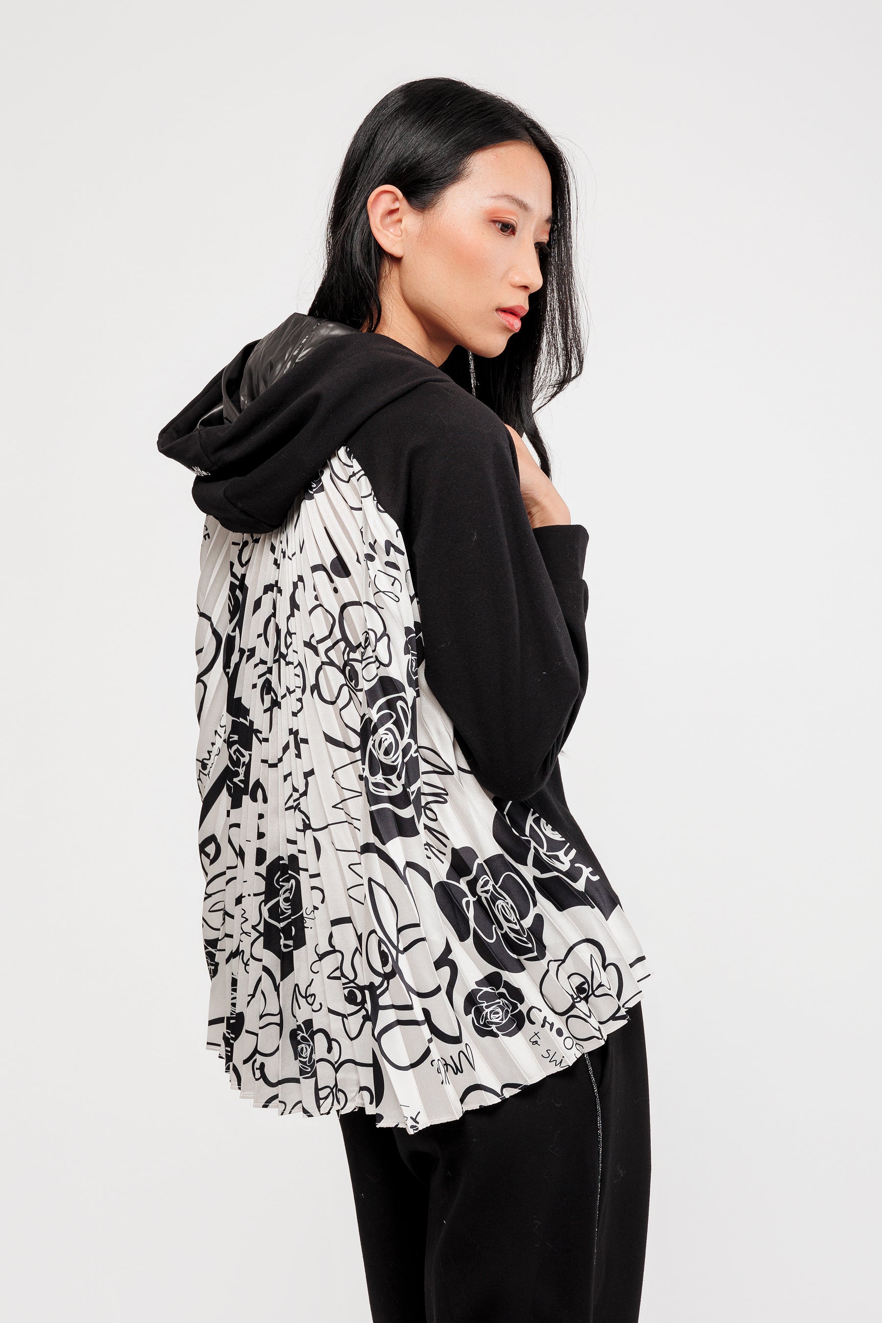 Sudadera con capucha estampada