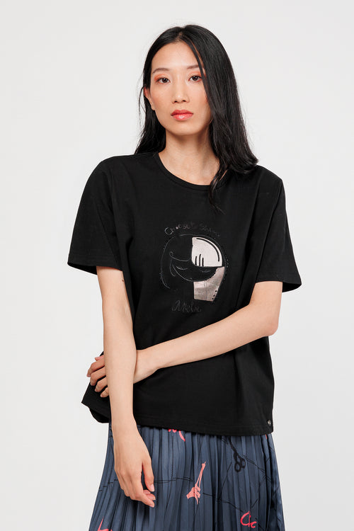 Camiseta manga corta negra con detalles plata y bronce