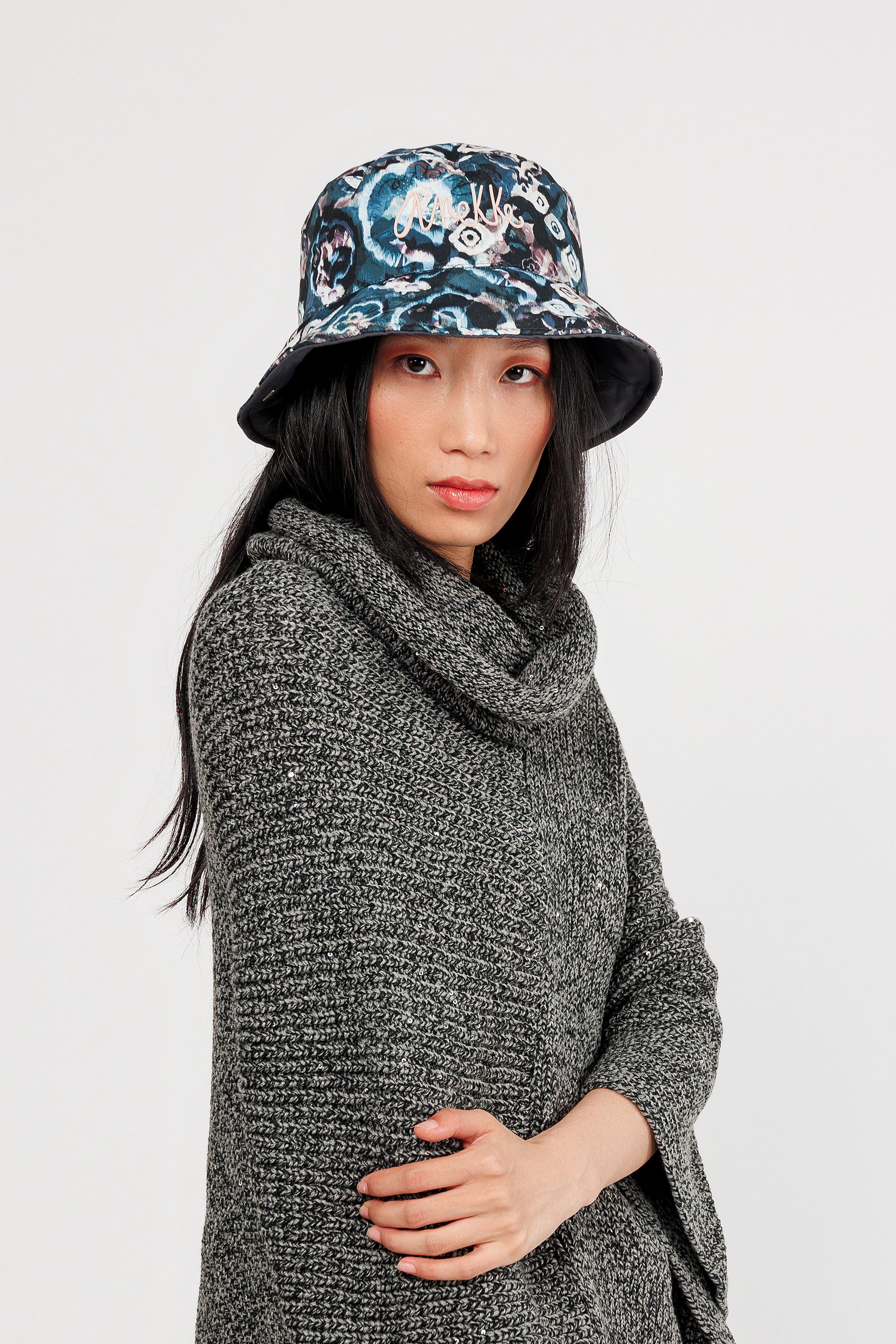 Gorro pescador reversible Real