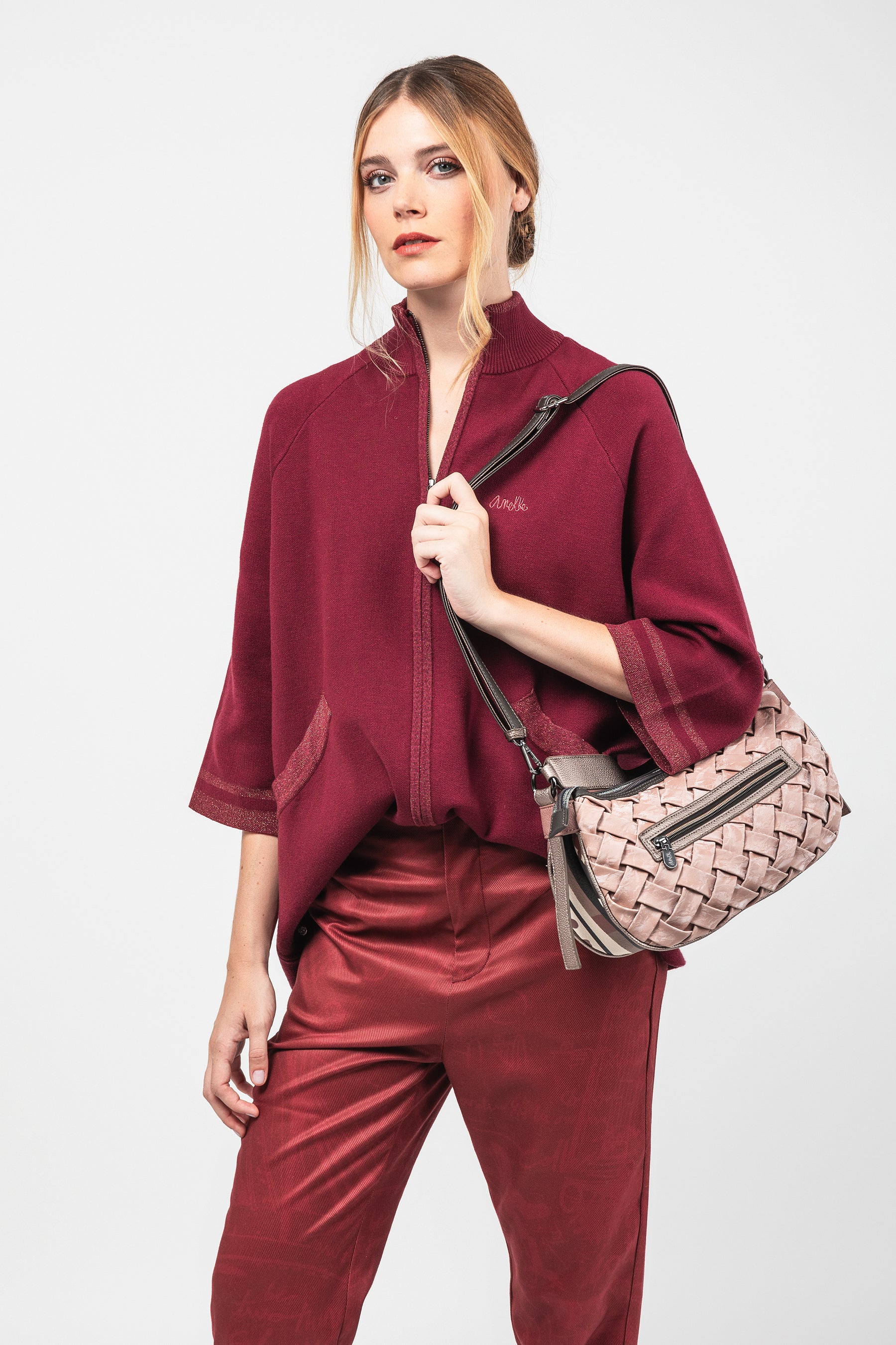 Bolso de hombro ovalado Parisian