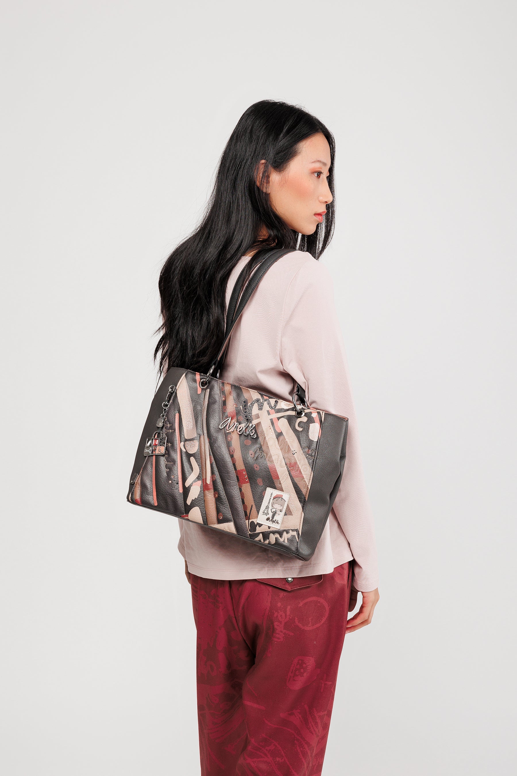 Tote Parisian