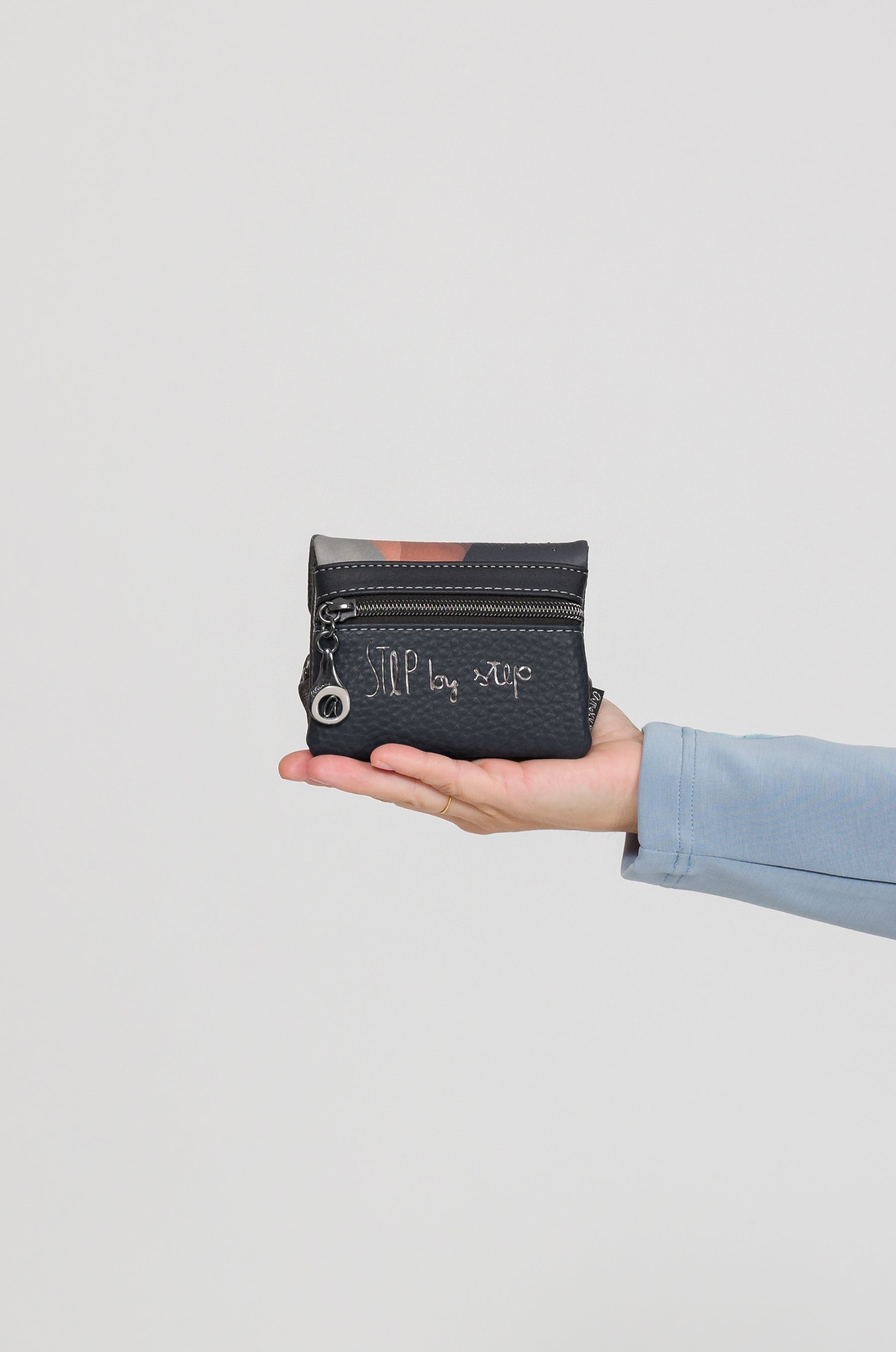 Monedero son solapa Eikon