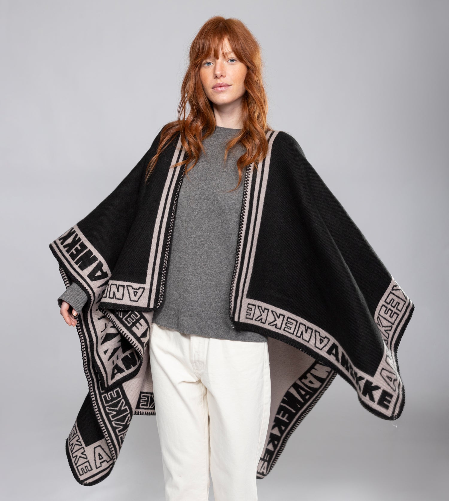 Poncho negro Shodō