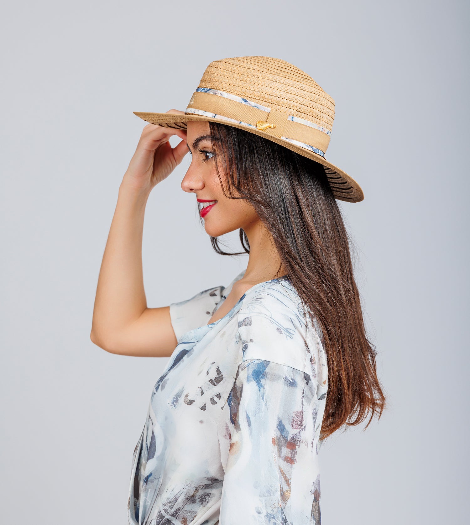 Sombrero de rafia beige