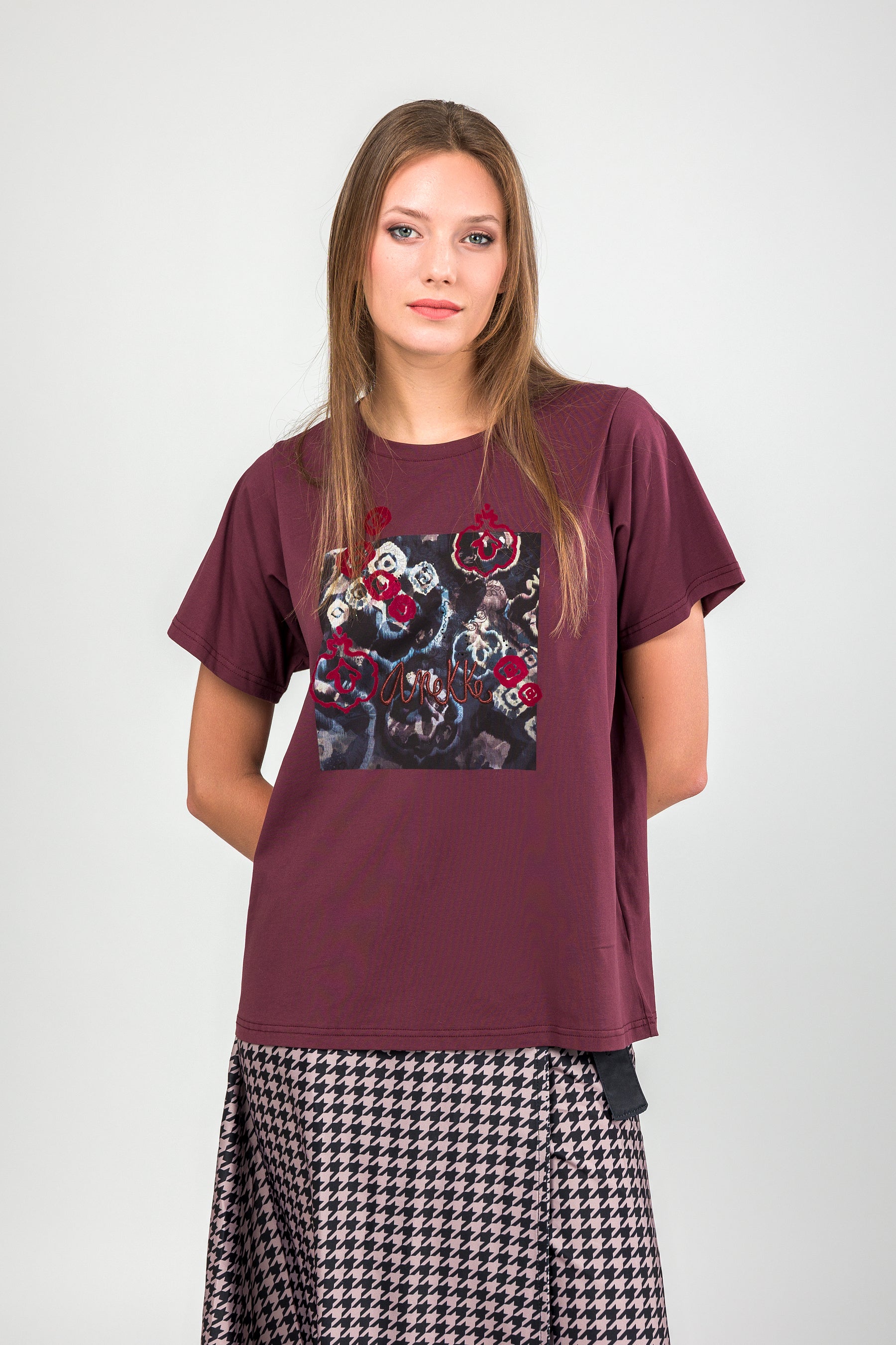 Camiseta manga corta burdeos Manifesto