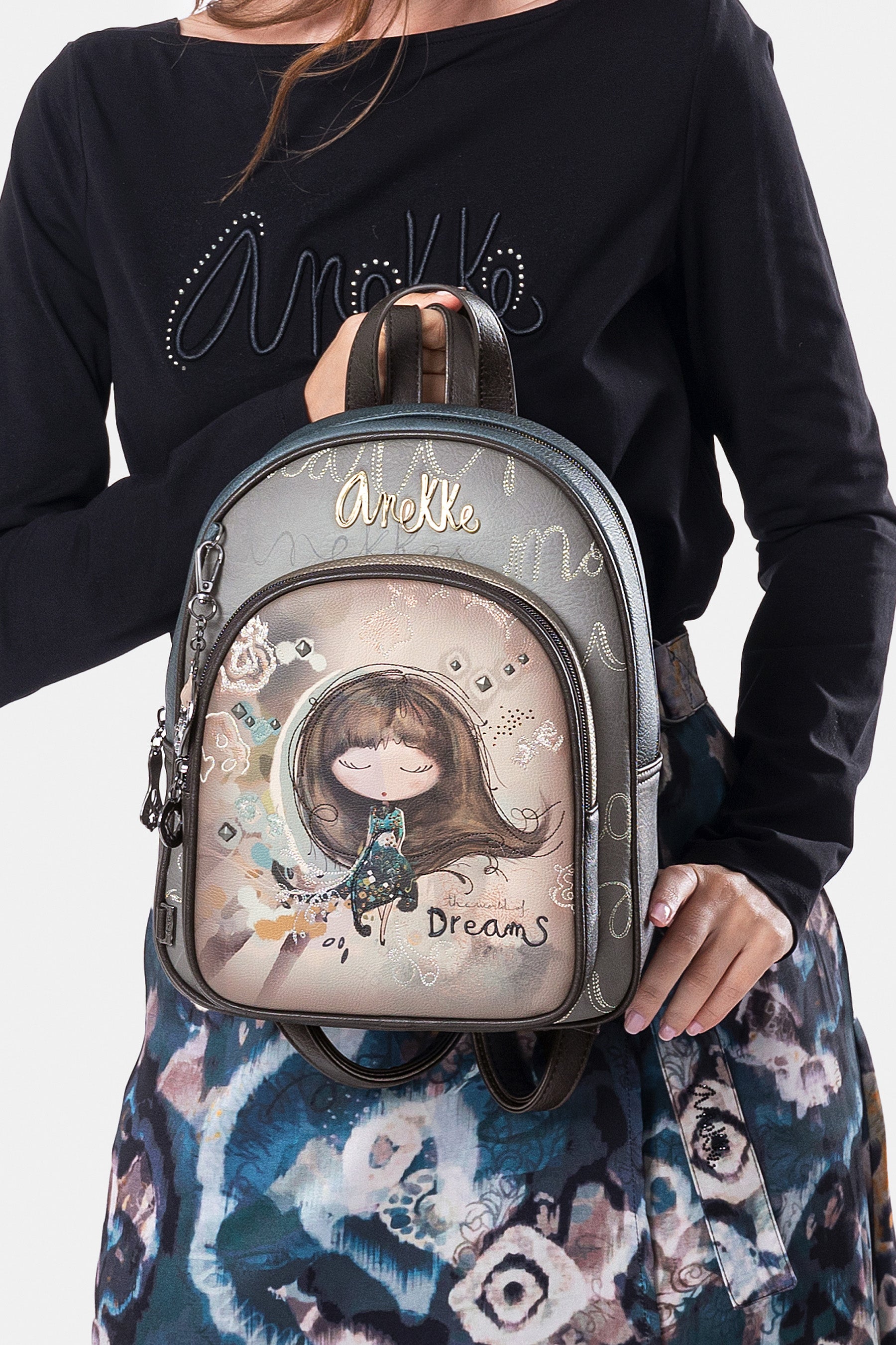 Mochila con bolsillo frontal Real