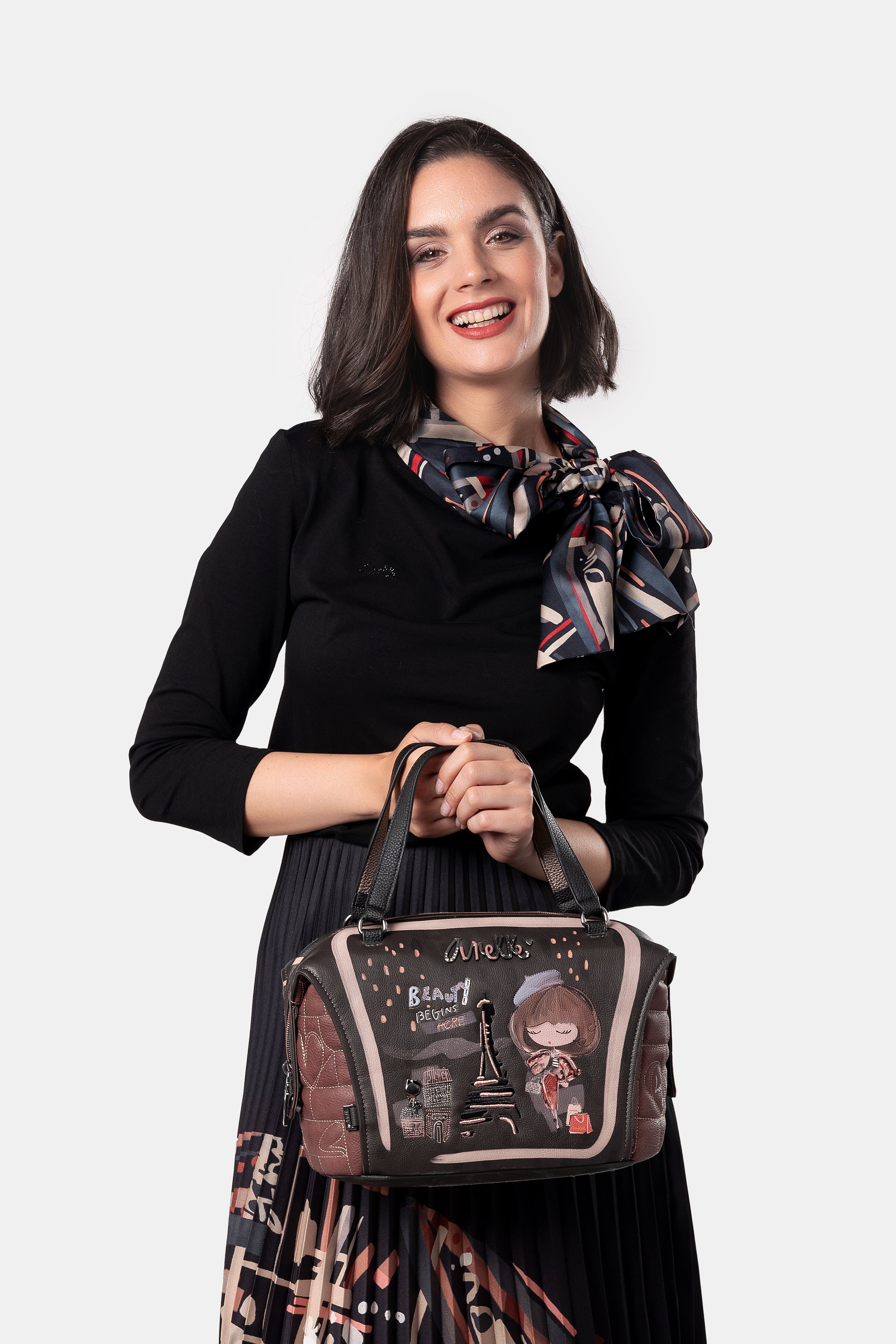 Bolso de mano con bandolera Mademoiselle