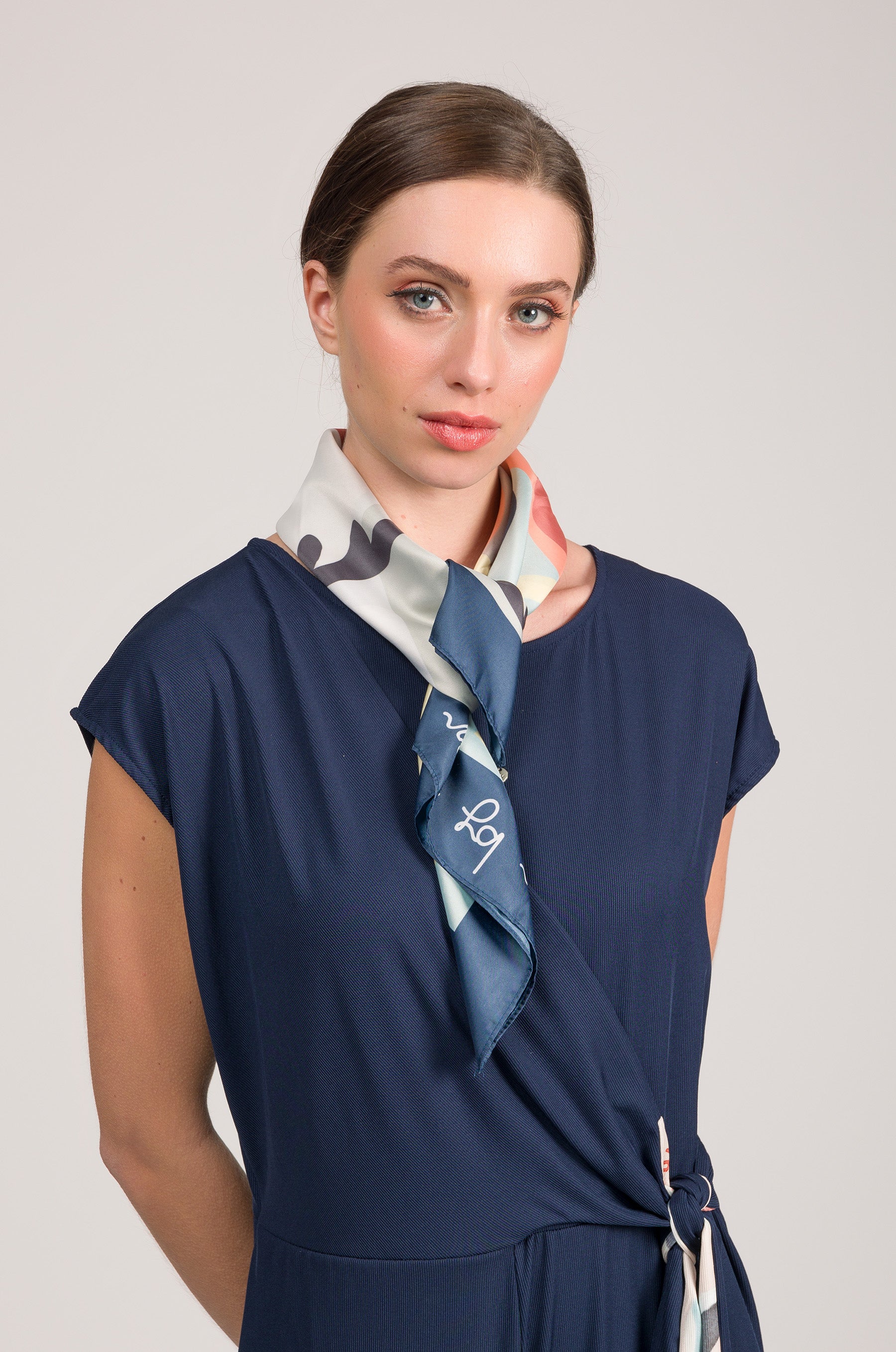 Pañuelo cuadrado Eikon