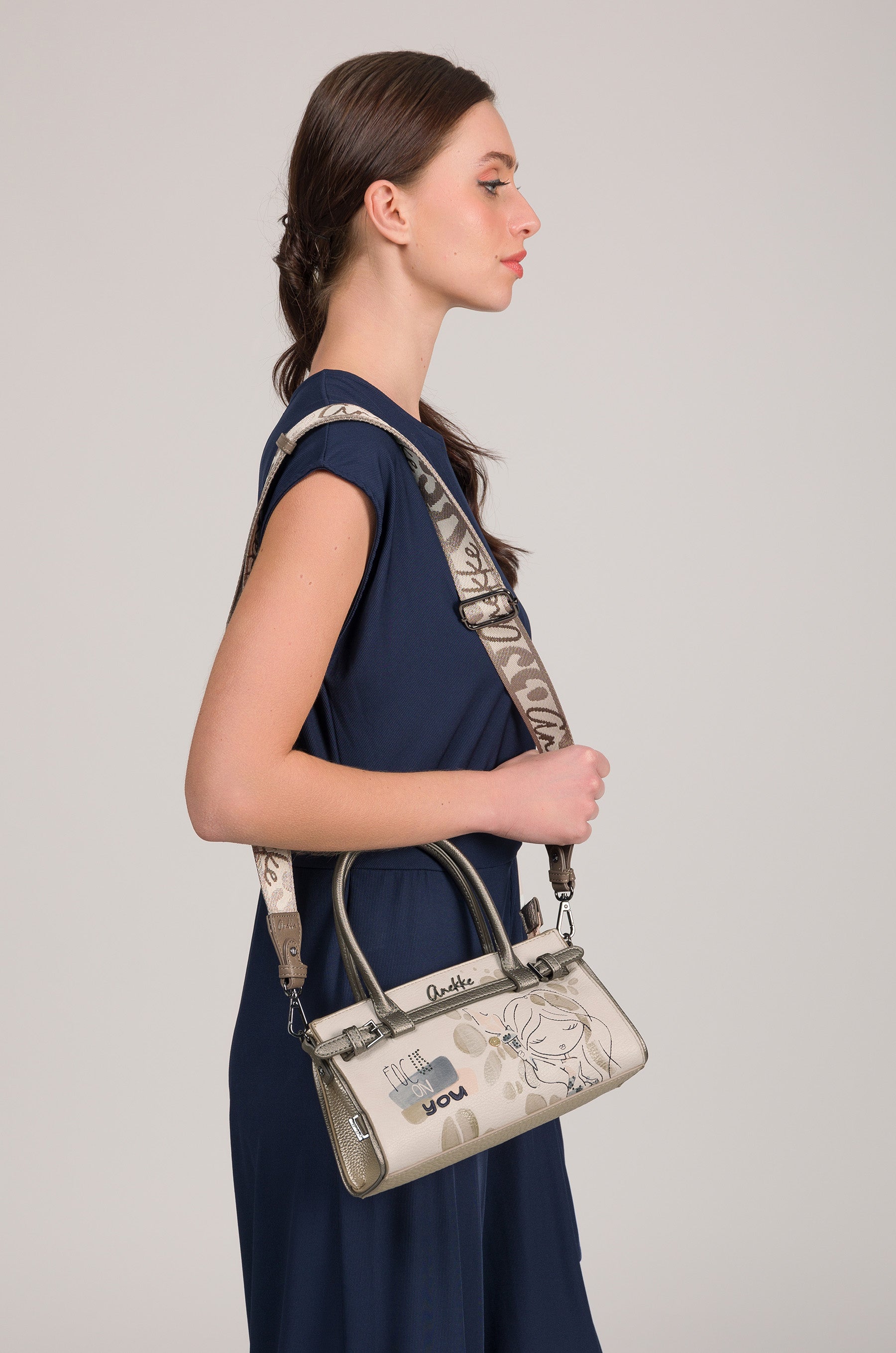 Bolso dos asas y bandolera Olympia