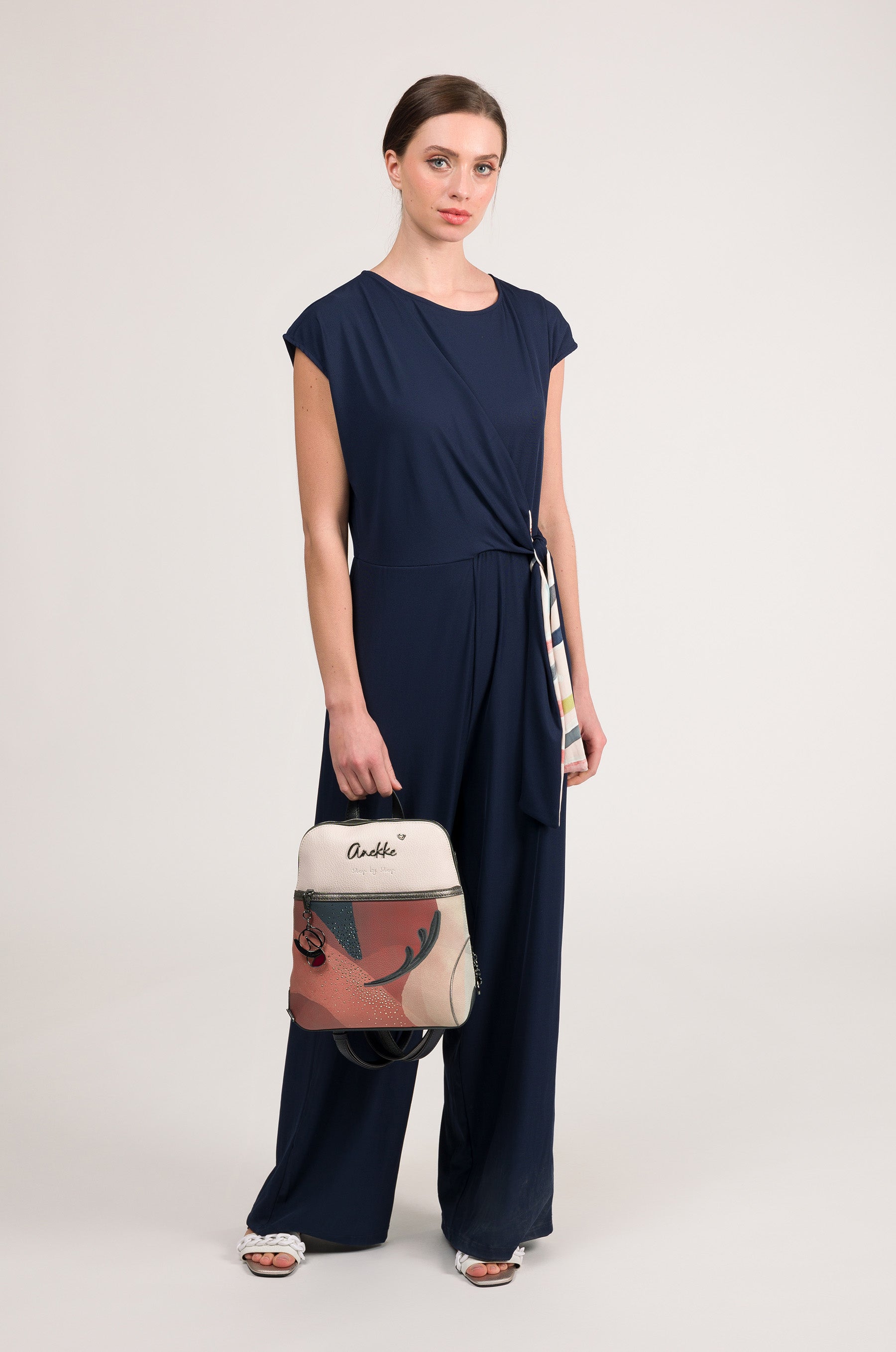 Mochila con bolsillo frontal Eikon