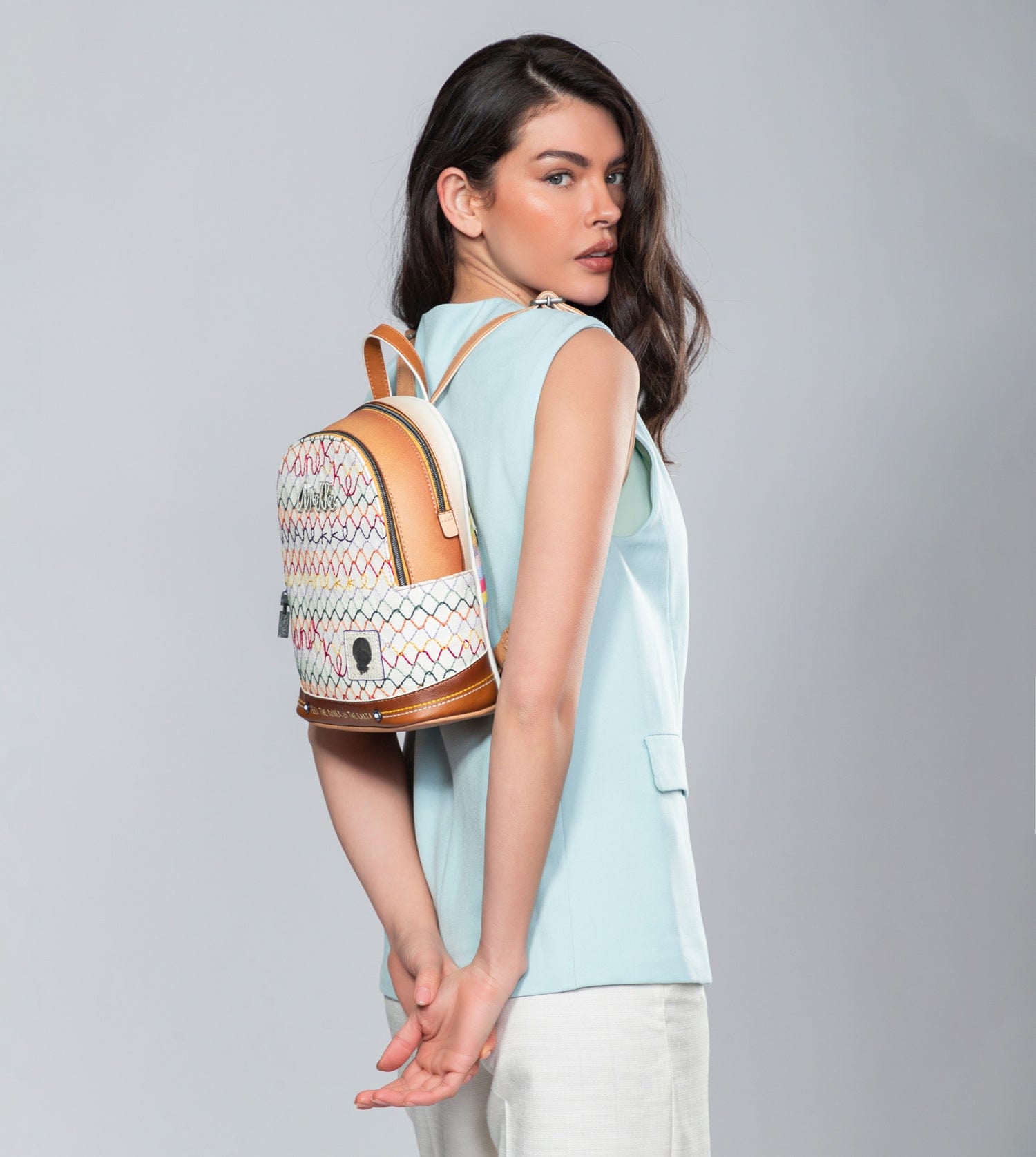 Mochila pequeña 2 compartimentos Magic Souls