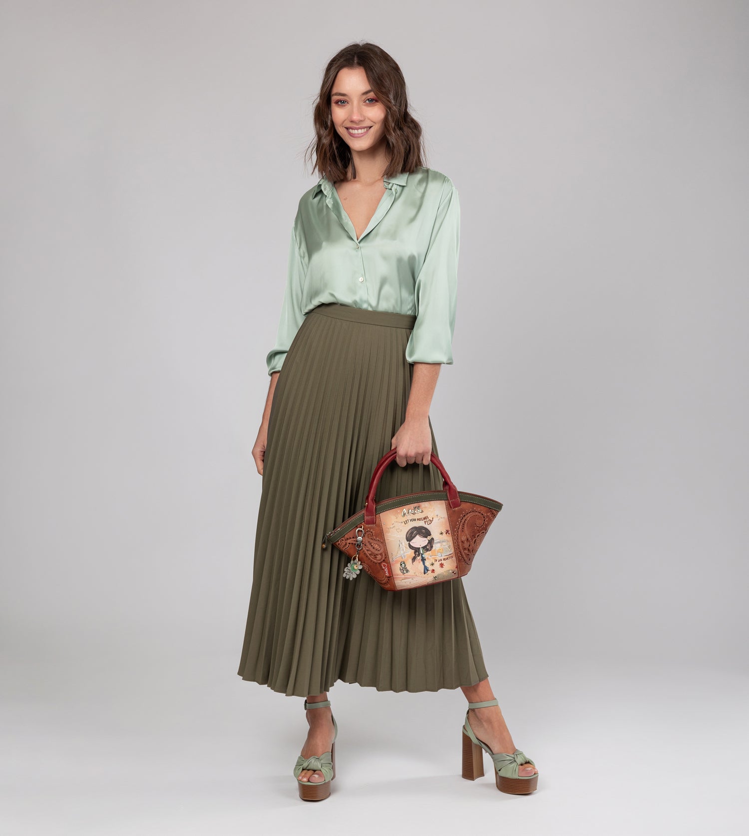 Bolso cesta Peace & Love Camel